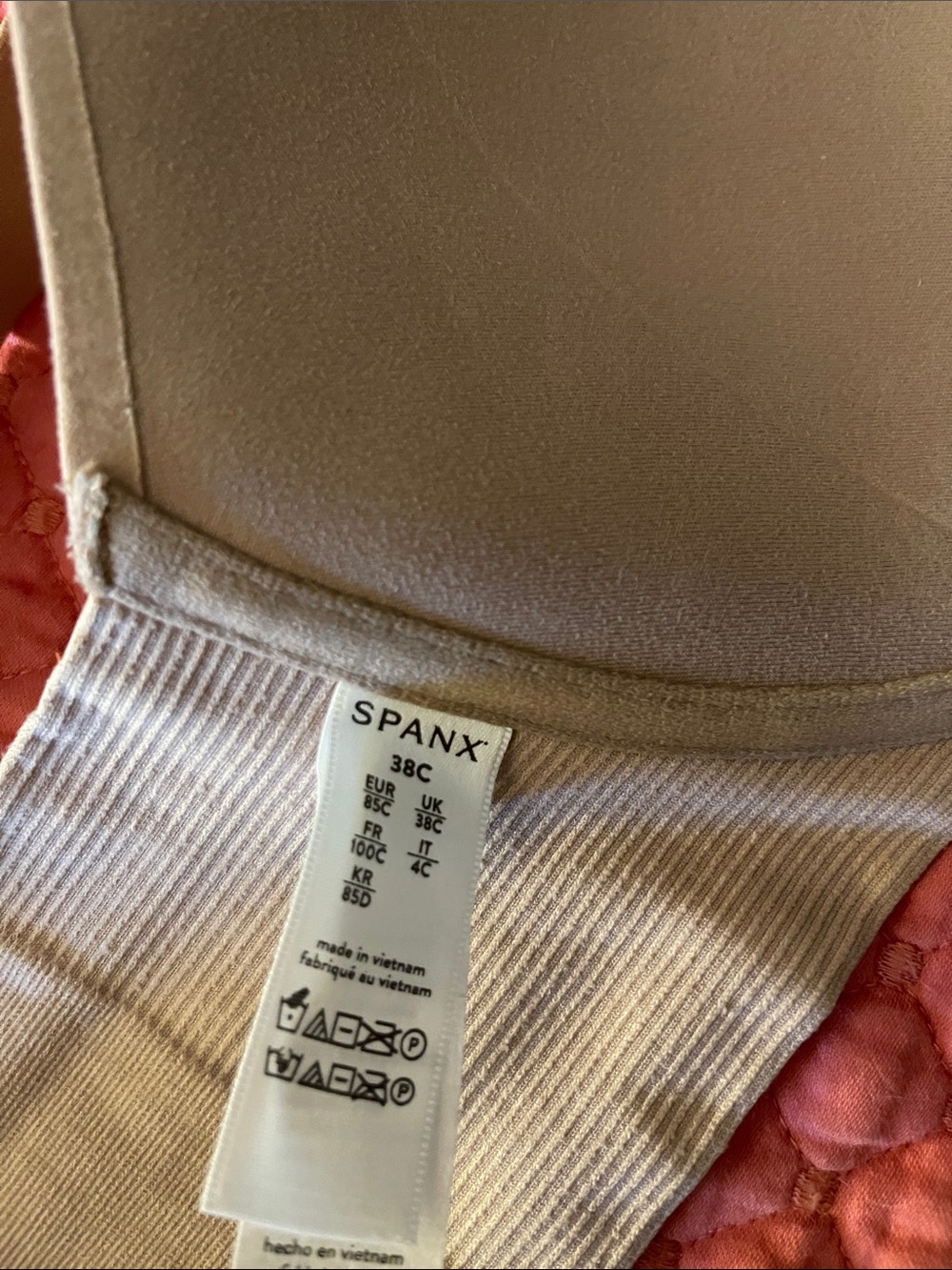 SPANXsmooth® Bra-llelujah!®
Lightly Lined Full Coverage Bra - Picture 5 of 10